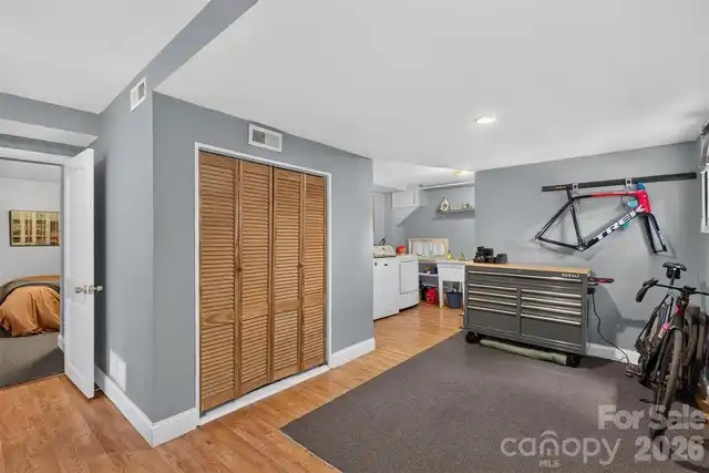 Listing Photo 32