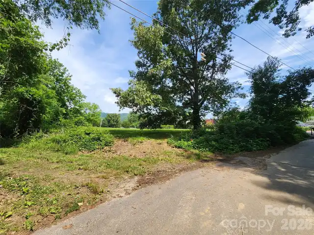 Listing Photo 18