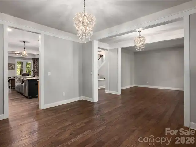 Listing Photo 8