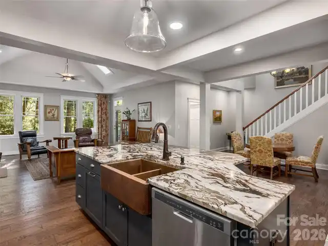 Listing Photo 19