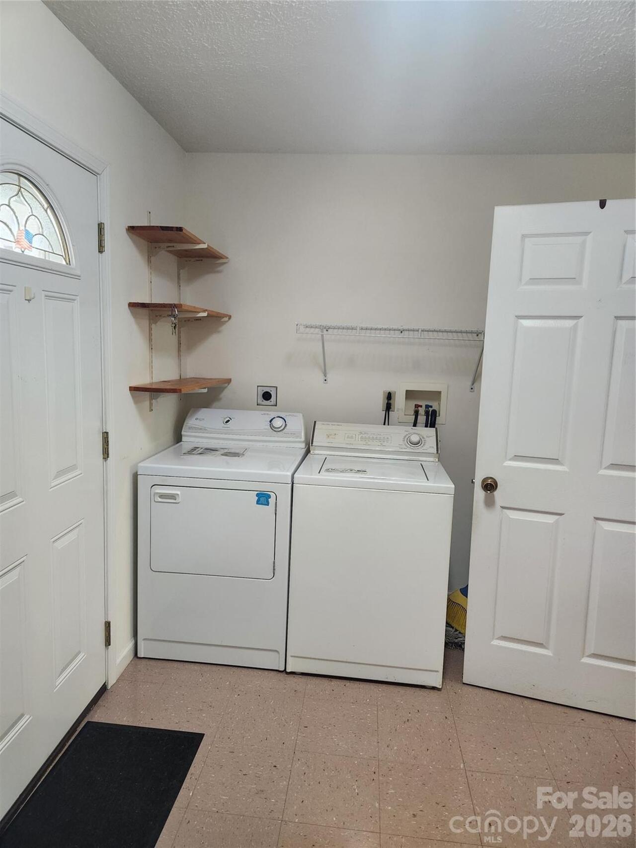 Listing Photo 15
