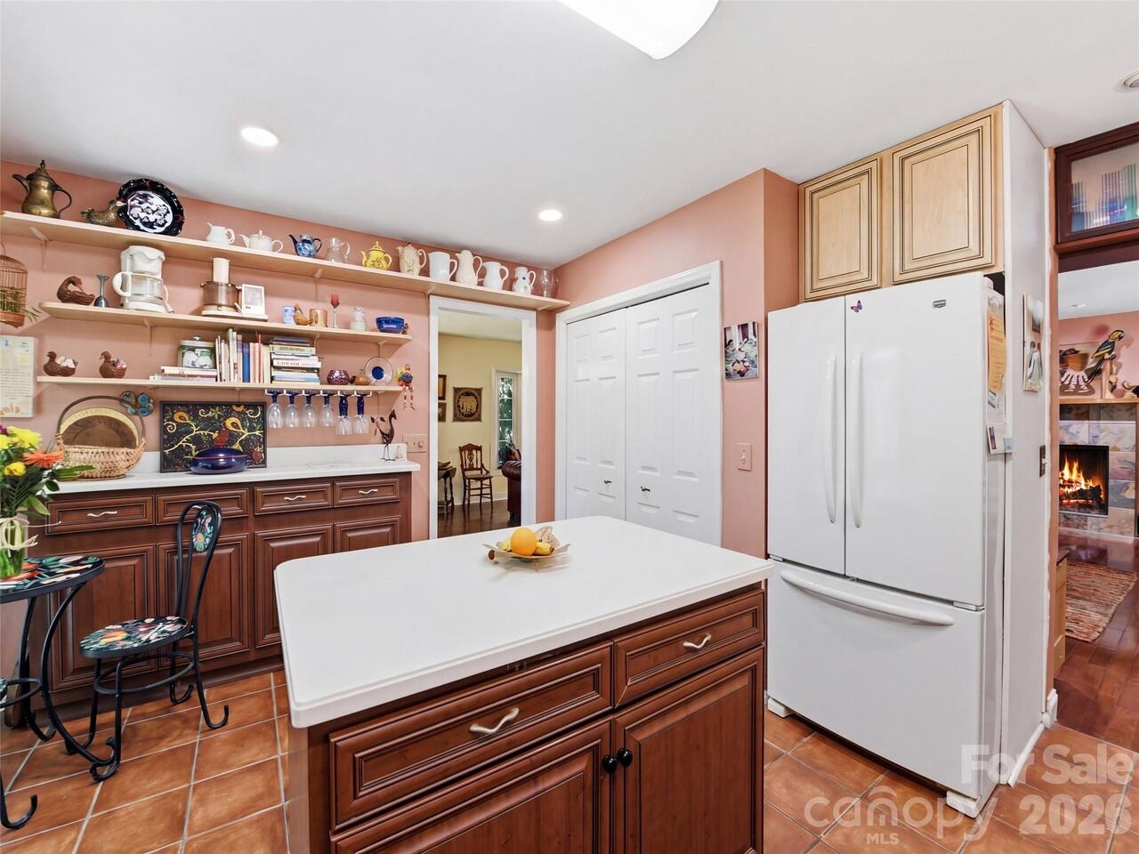 Listing Photo 7