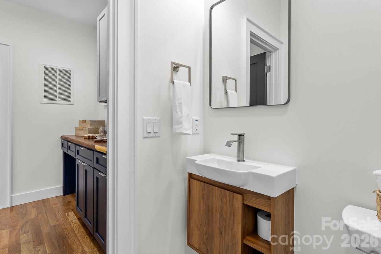 Listing Photo 19