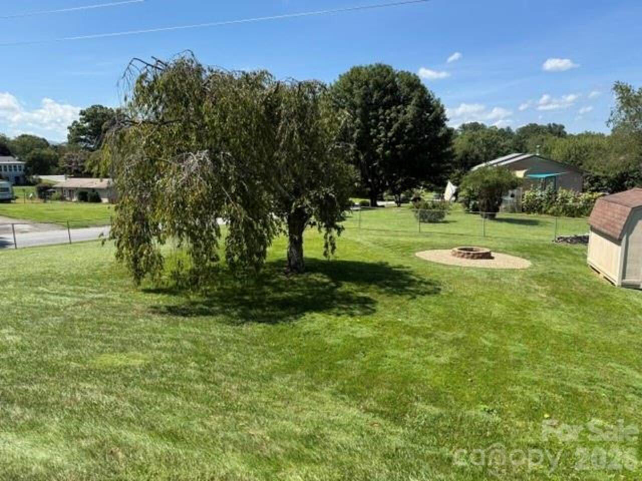 Listing Photo 10