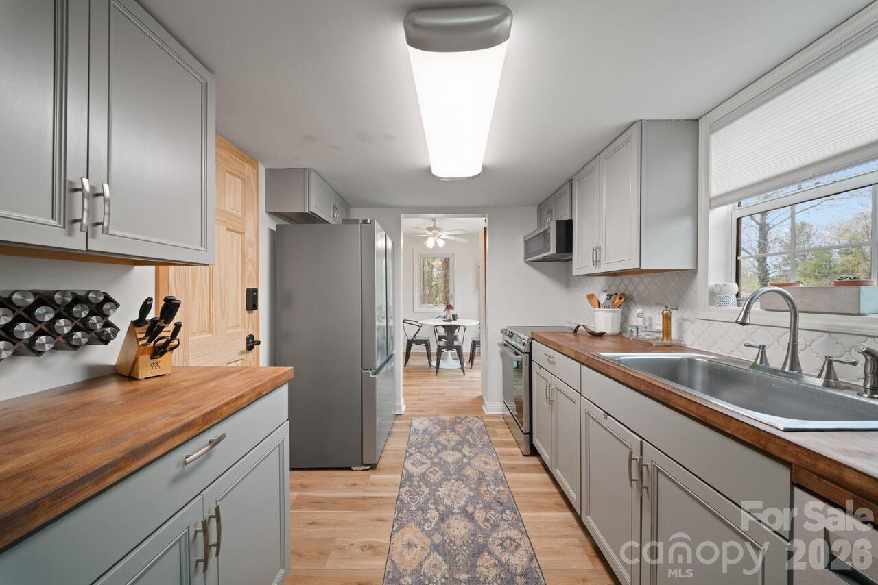 Listing Photo 18