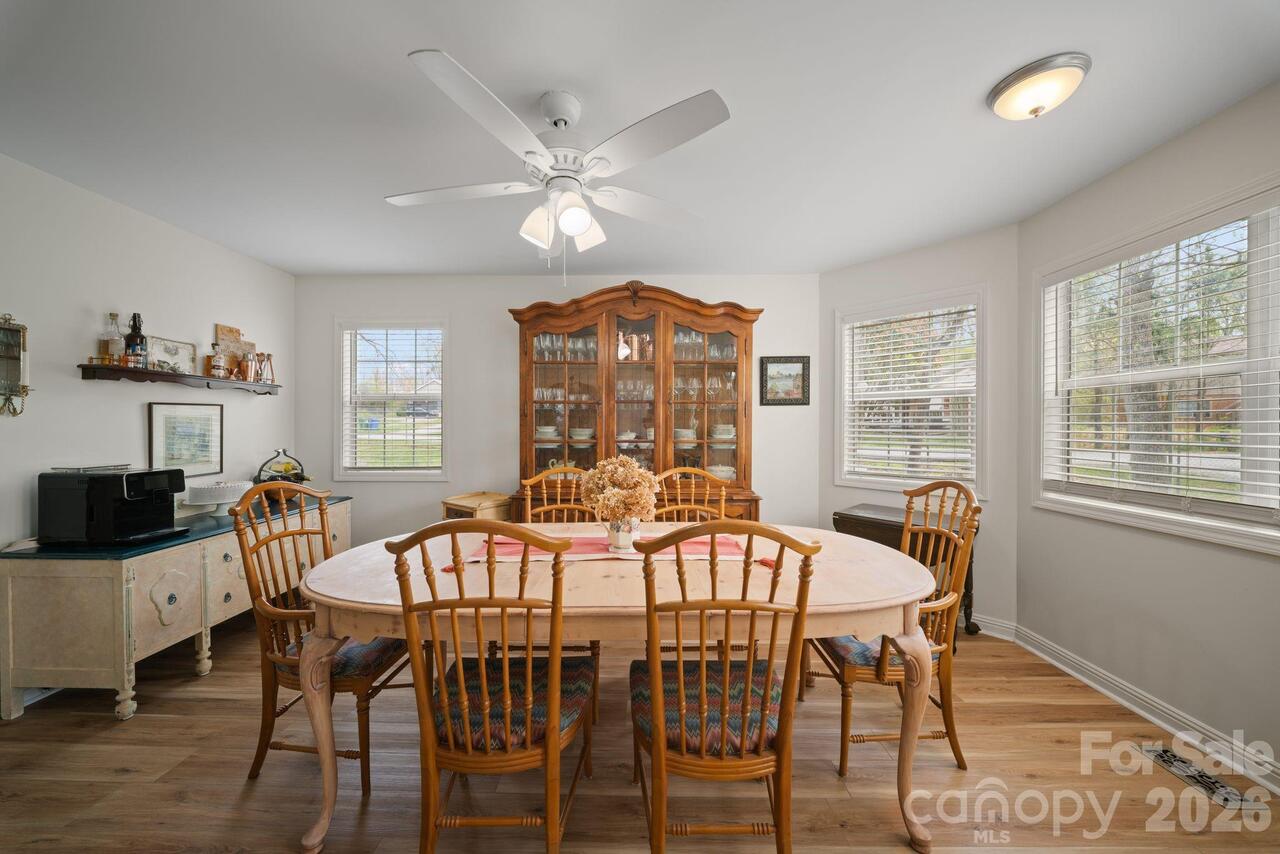 Listing Photo 23