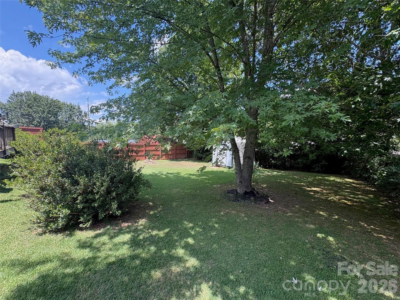 Listing Photo 18
