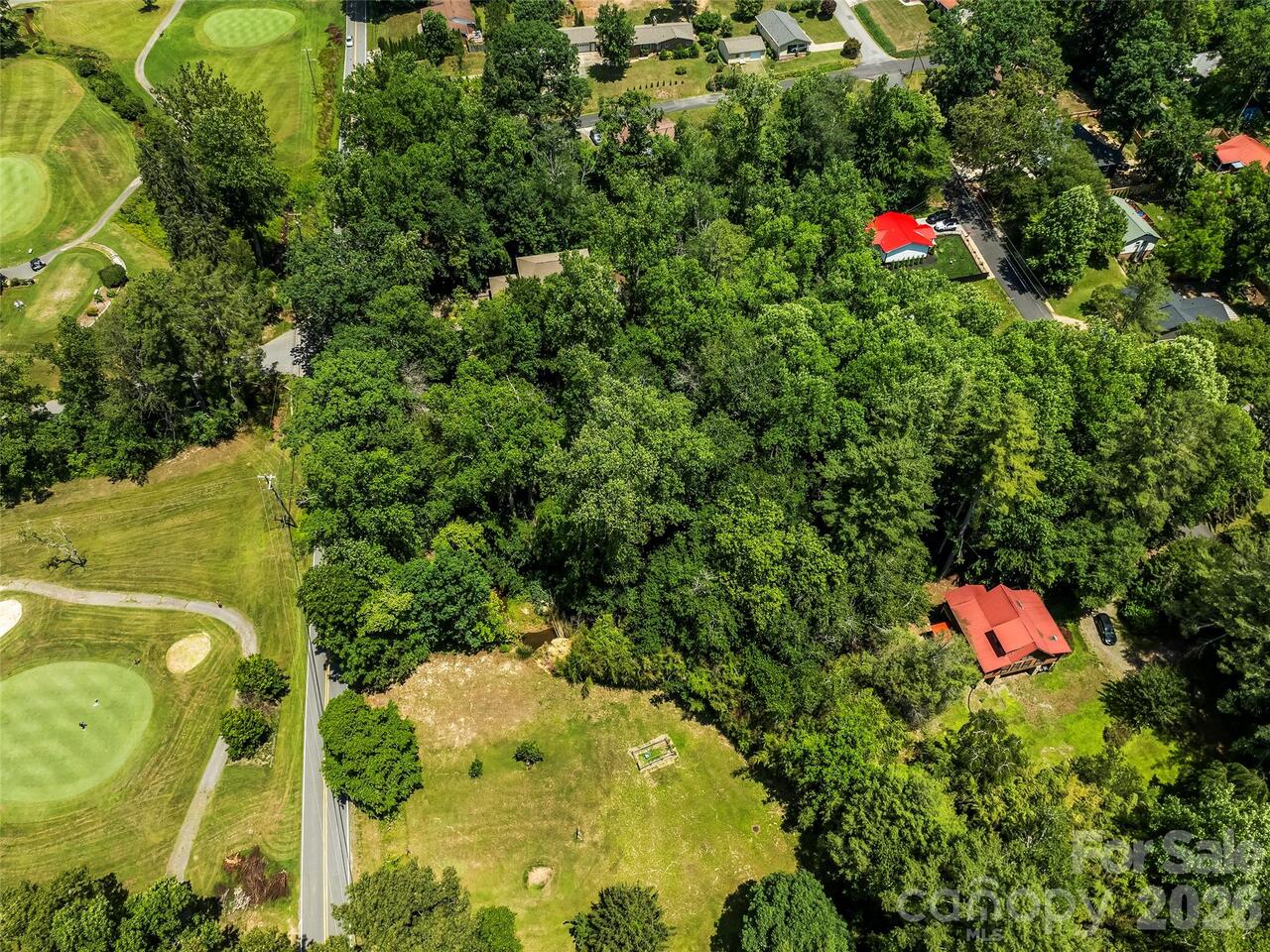 Listing Photo 11