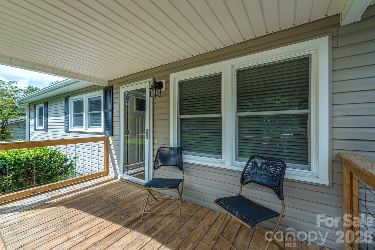 Listing Photo 8