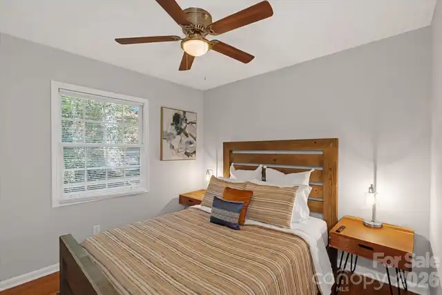 Listing Photo 10