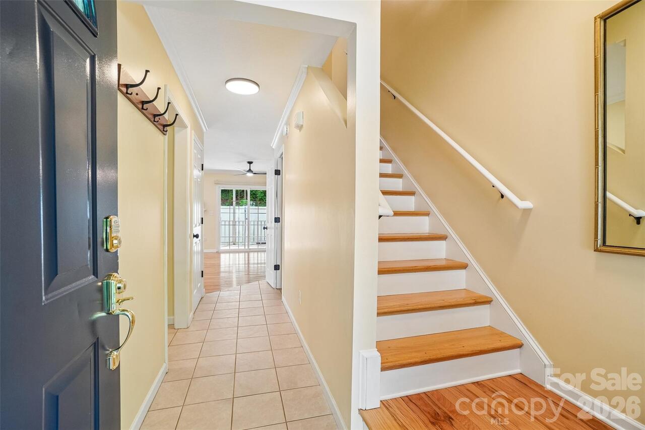 Listing Photo 6