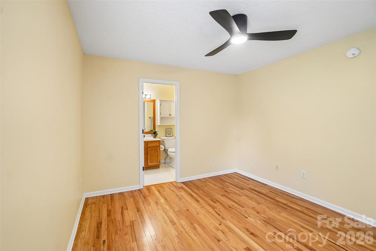 Listing Photo 29