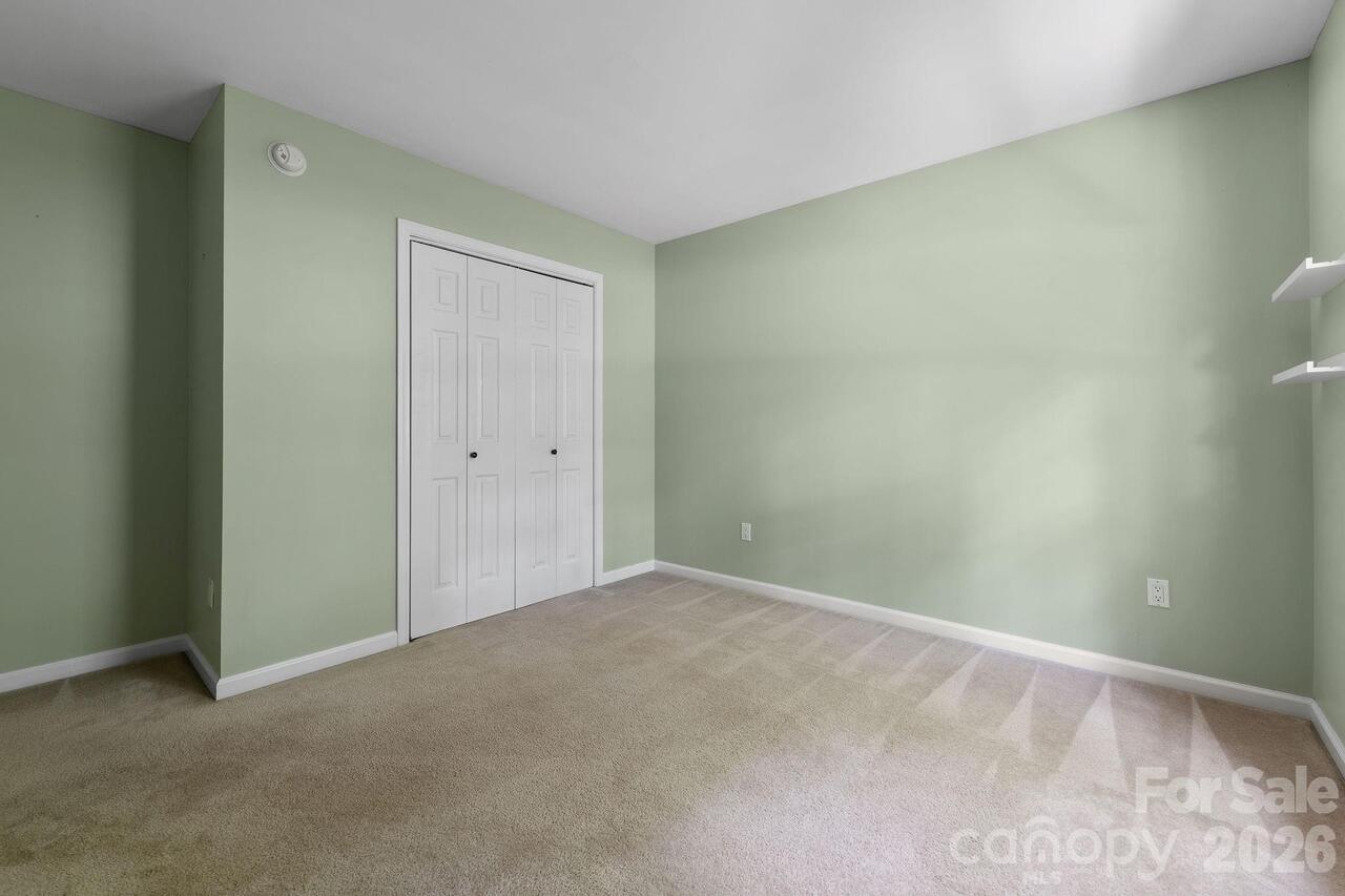 Listing Photo 24