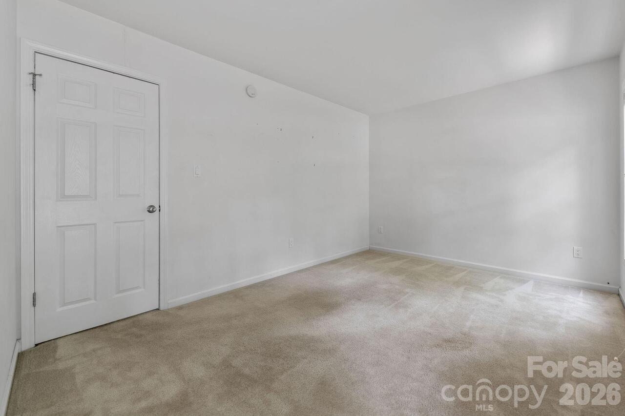 Listing Photo 27