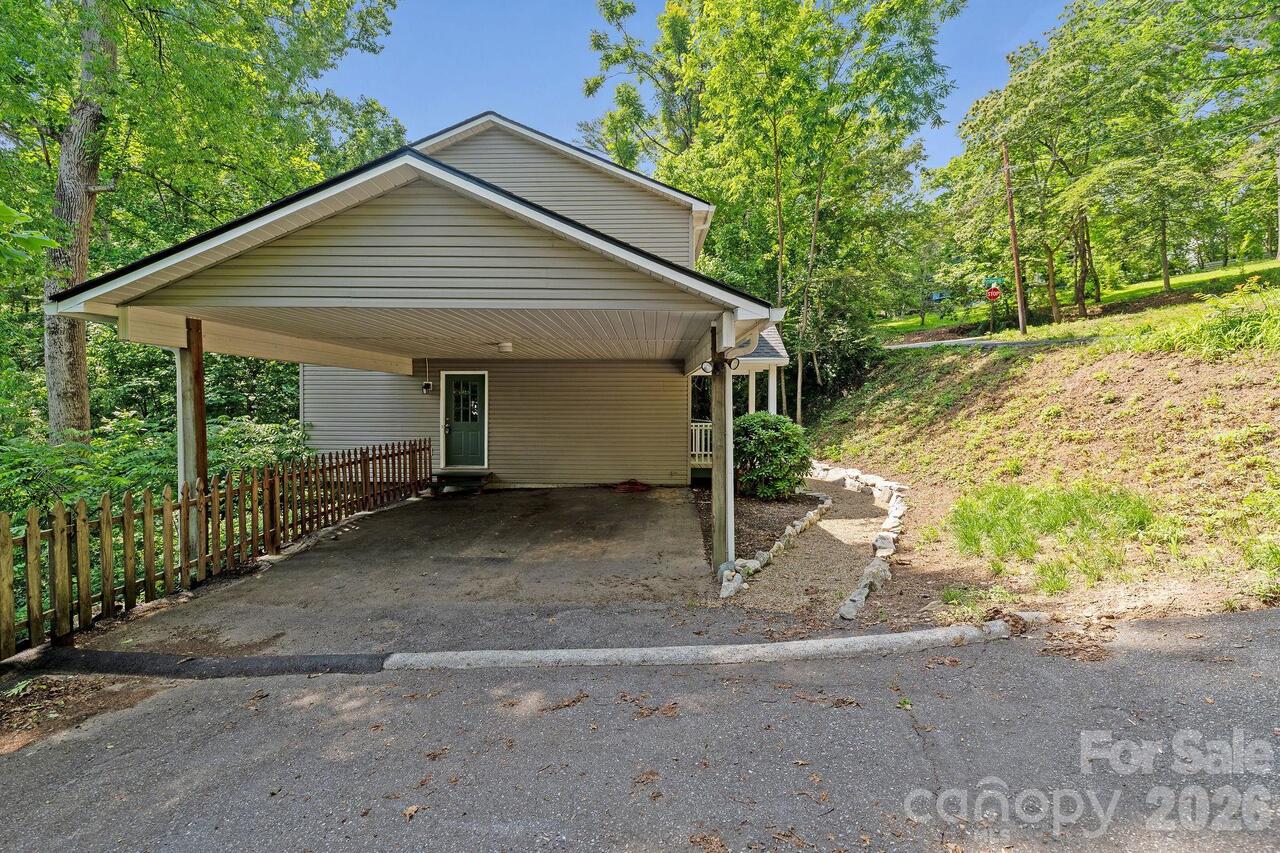 Listing Photo 34