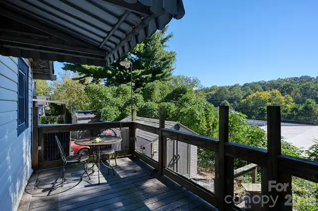 Listing Photo 18