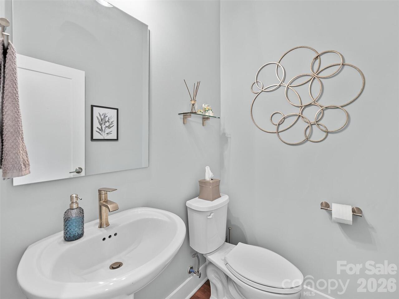 Listing Photo 10
