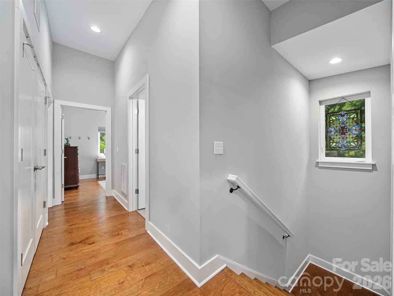 Listing Photo 18