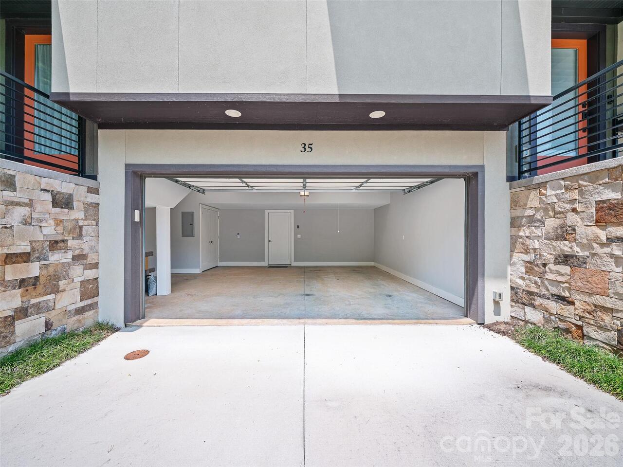 Listing Photo 34