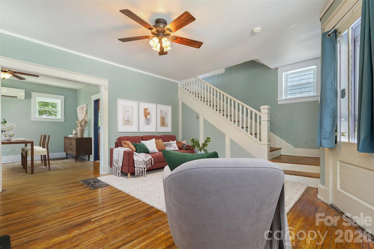 Listing Photo 7