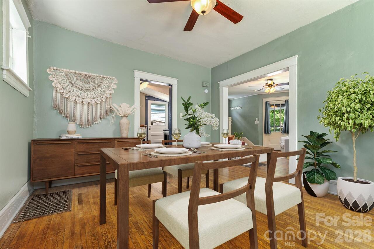 Listing Photo 9