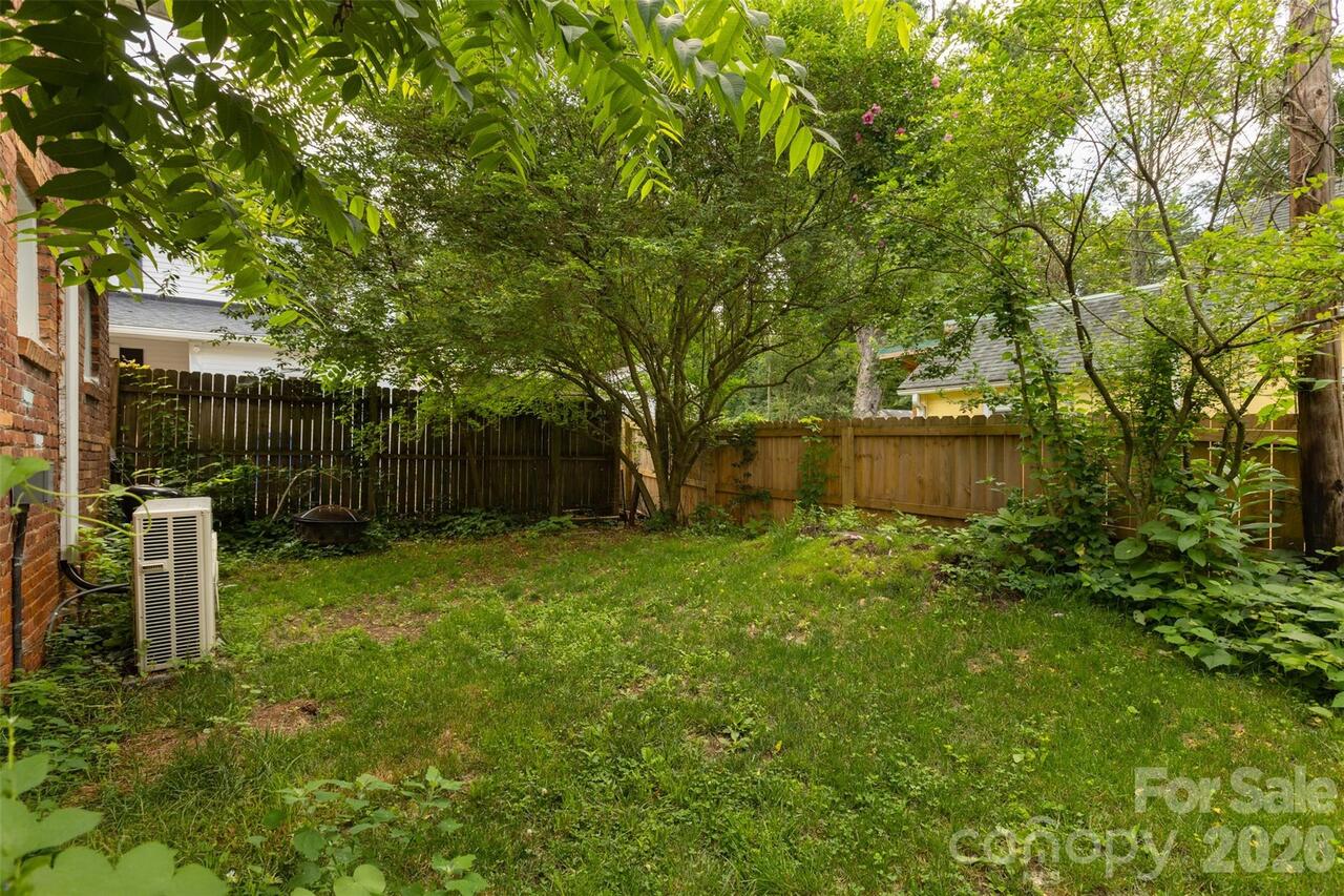 Listing Photo 17