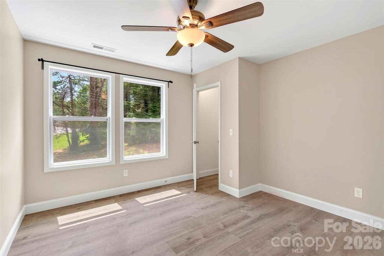 Listing Photo 25