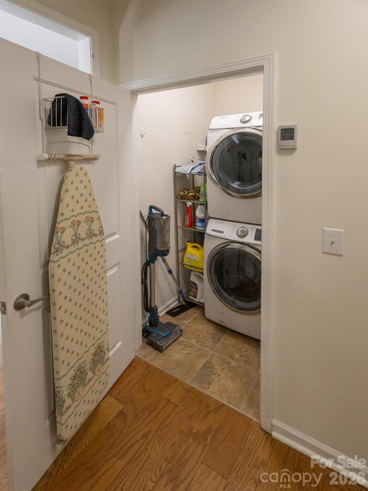 Listing Photo 14