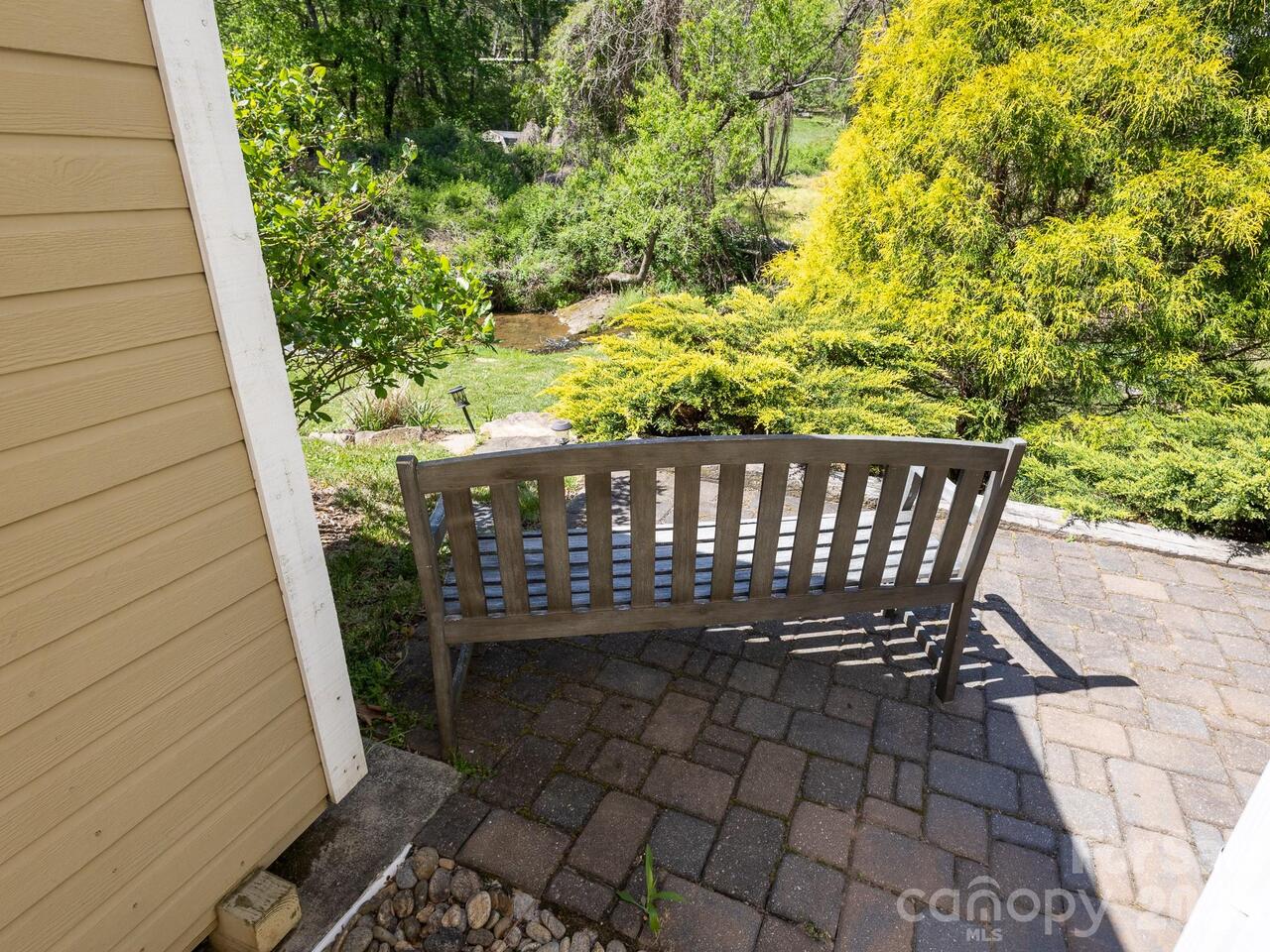 Listing Photo 24