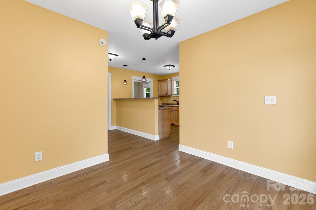 Listing Photo 17