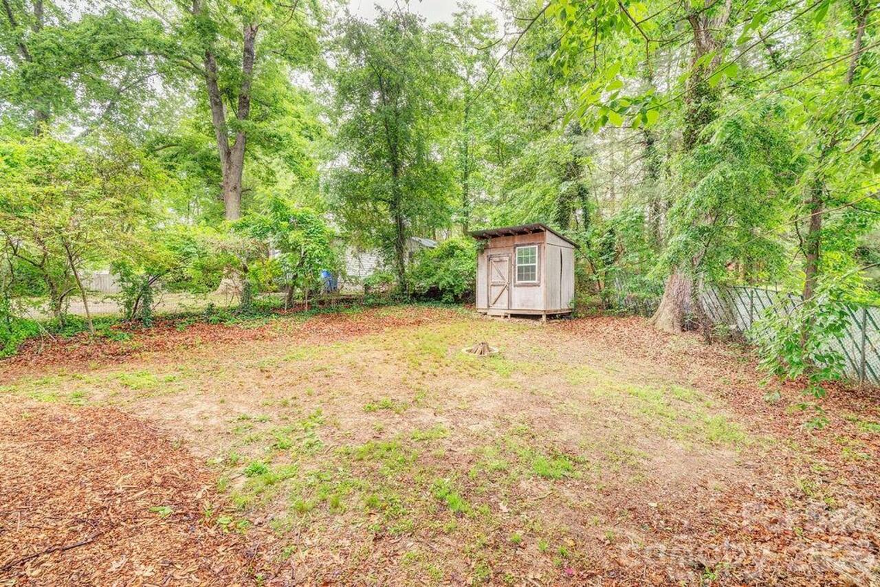 Listing Photo 16