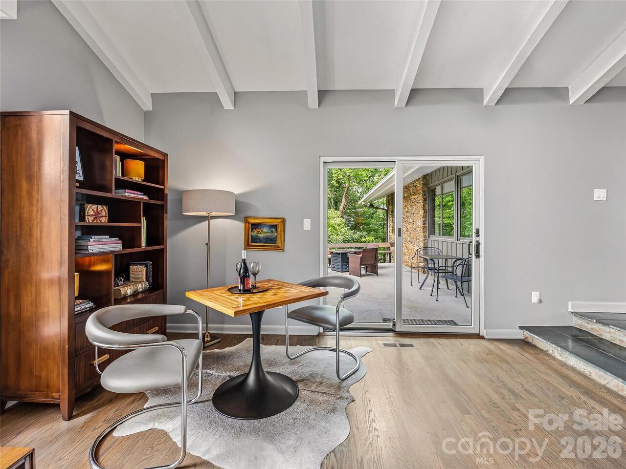 Listing Photo 15