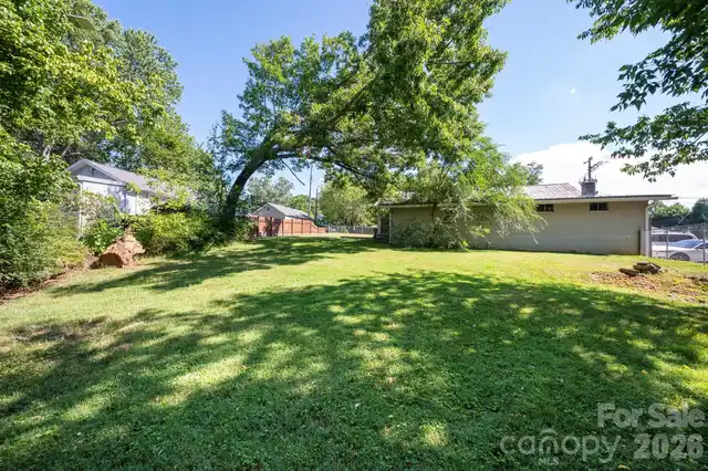 Listing Photo 18