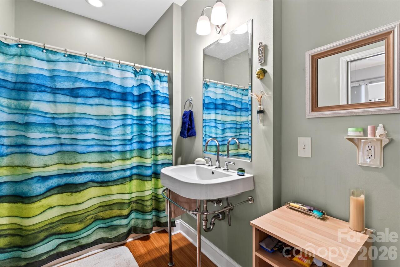 Listing Photo 19