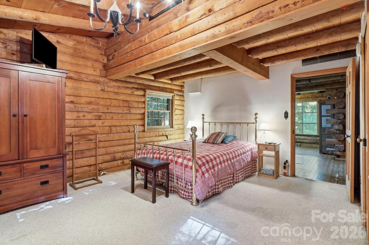 Listing Photo 15