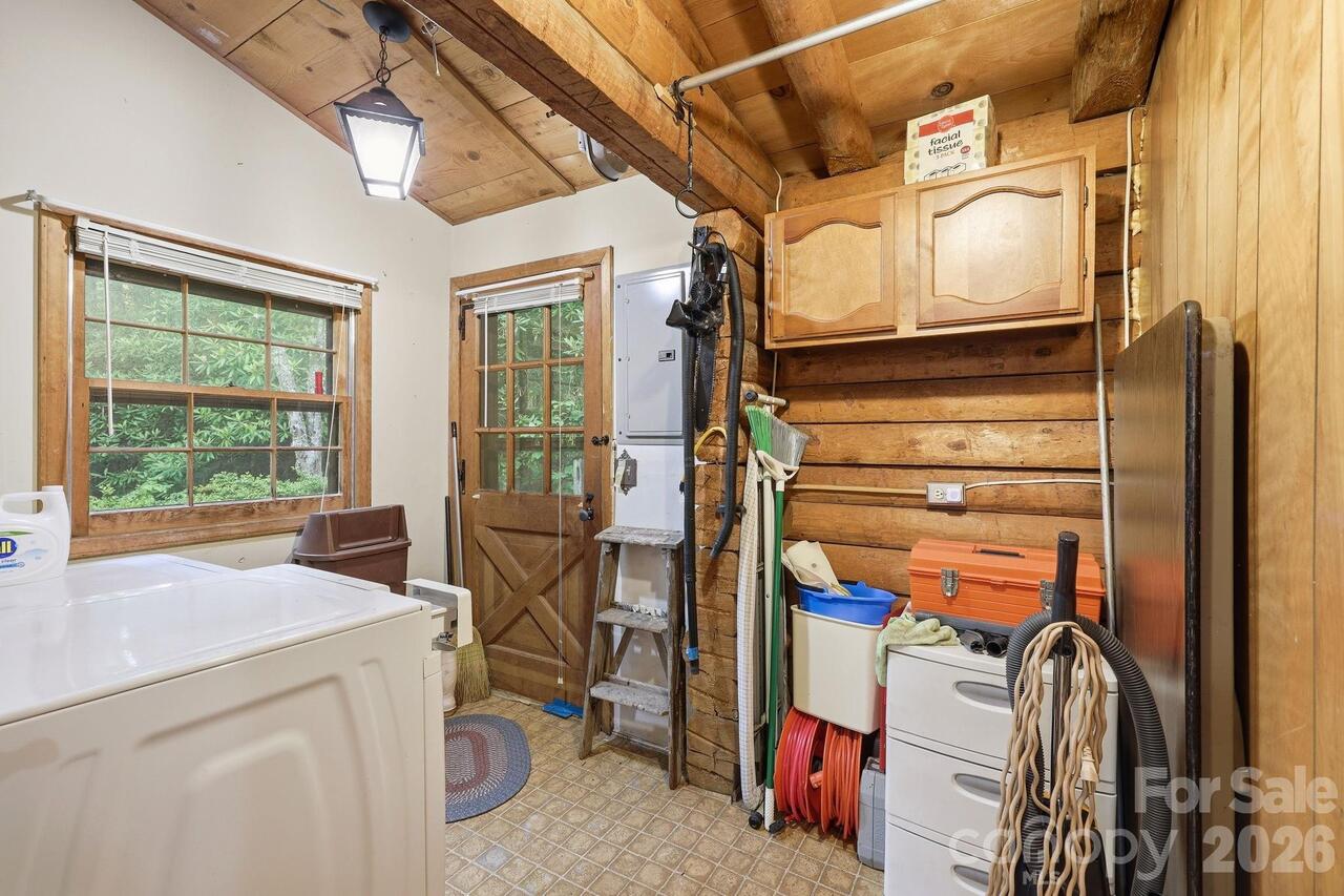 Listing Photo 18