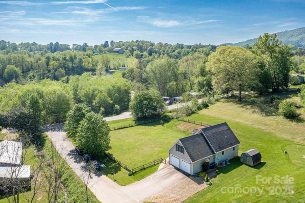 Listing Photo 18