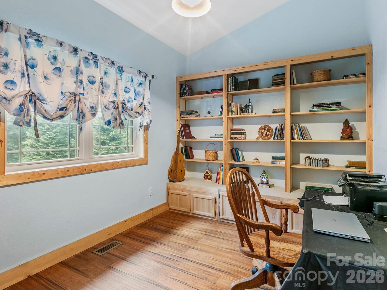Listing Photo 13
