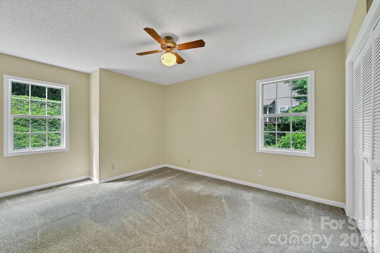 Listing Photo 27