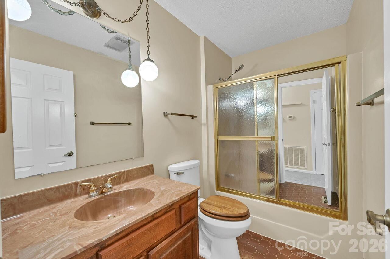 Listing Photo 29