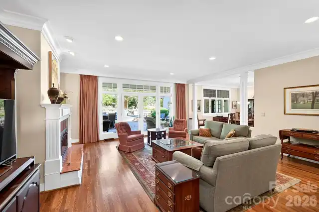 Listing Photo 19
