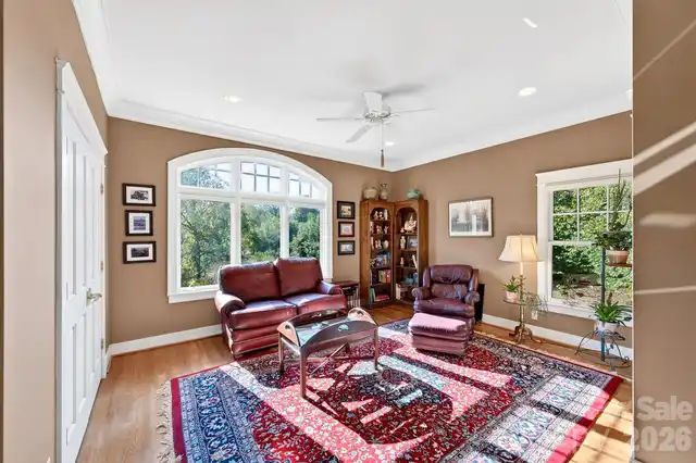 Listing Photo 34