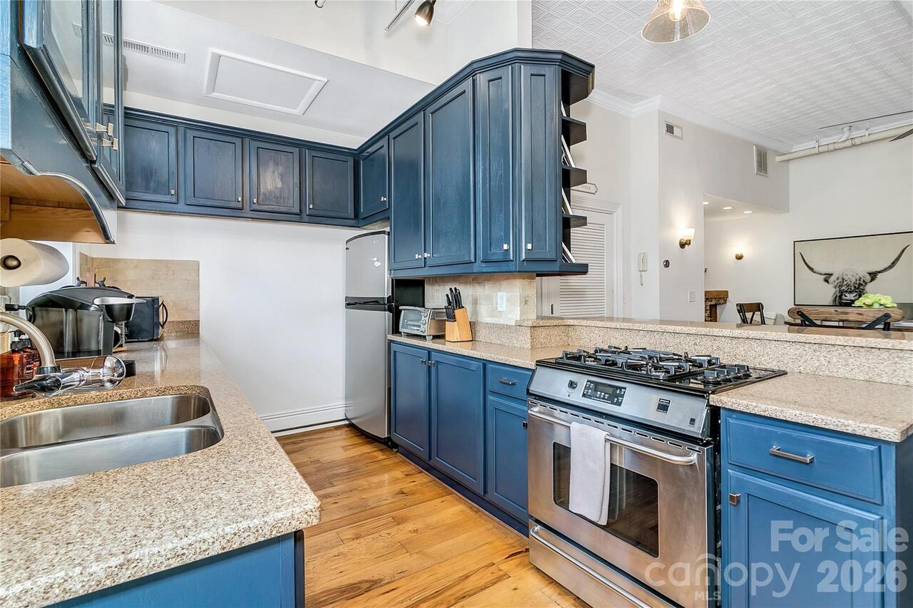 Listing Photo 17
