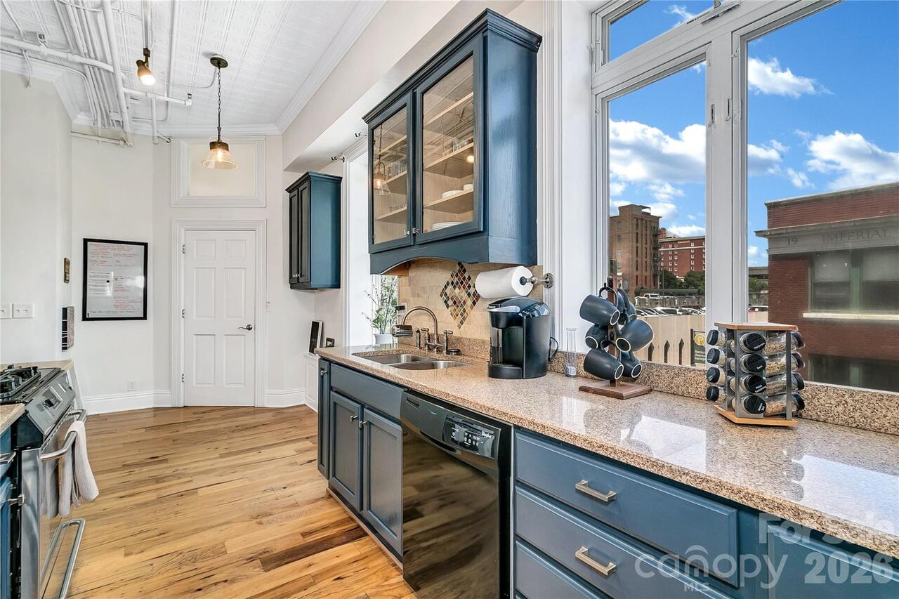 Listing Photo 18