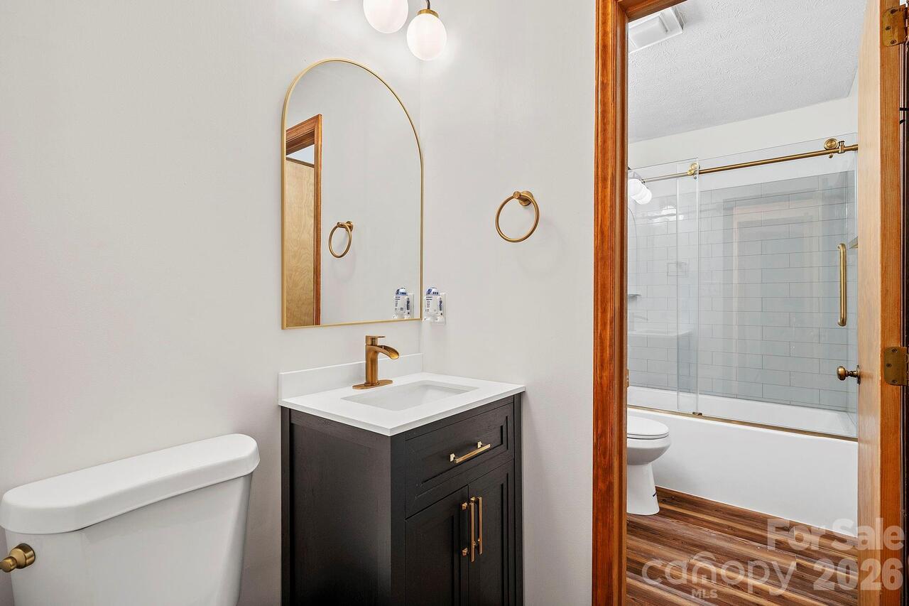 Listing Photo 22