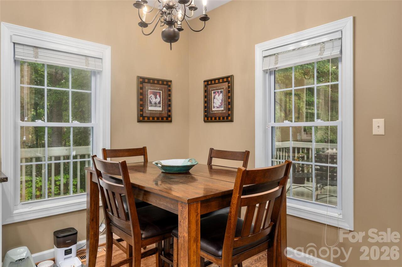 Listing Photo 17