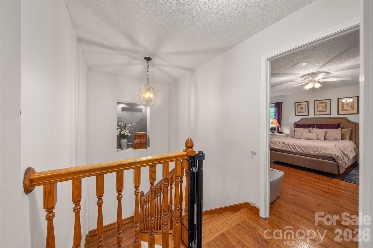 Listing Photo 21