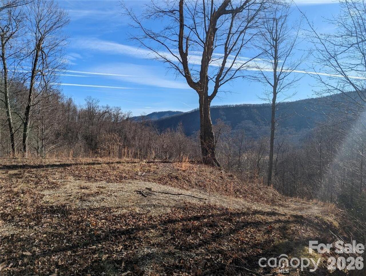 Listing Photo 14