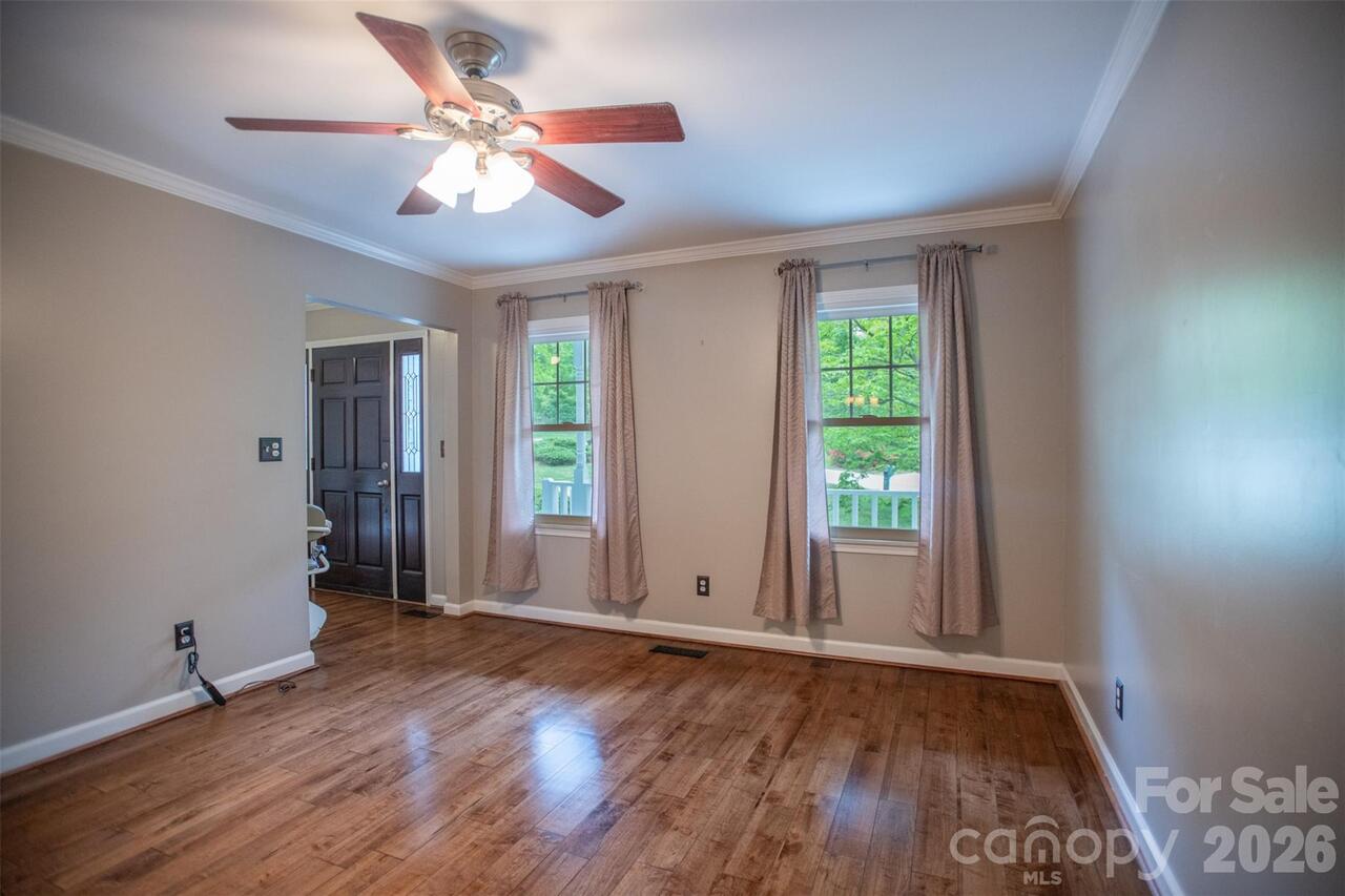 Listing Photo 21