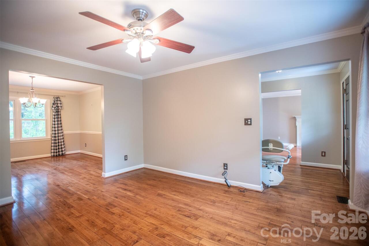 Listing Photo 22
